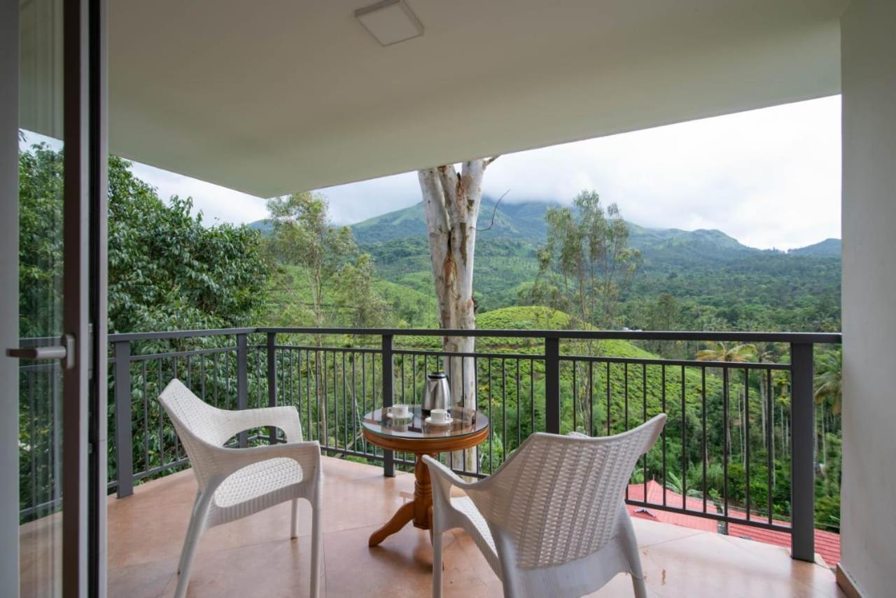Dazzle Villa Resort Калпата Екстериор снимка